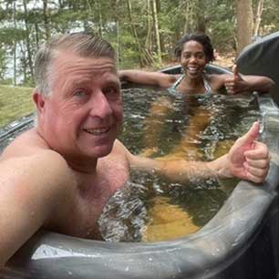 SpaBerry 2 Person Hot Tub